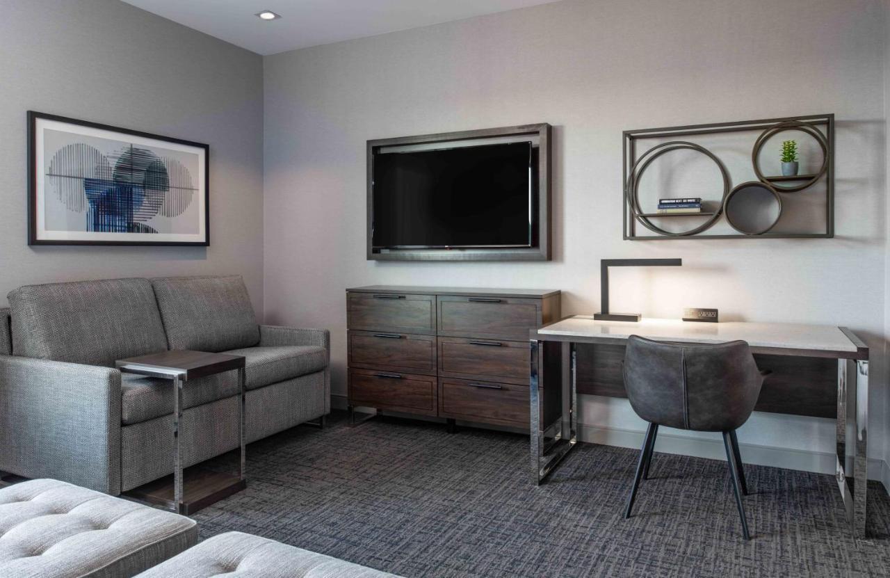 Staybridge Suites - Quincy By Ihg Bagian luar foto