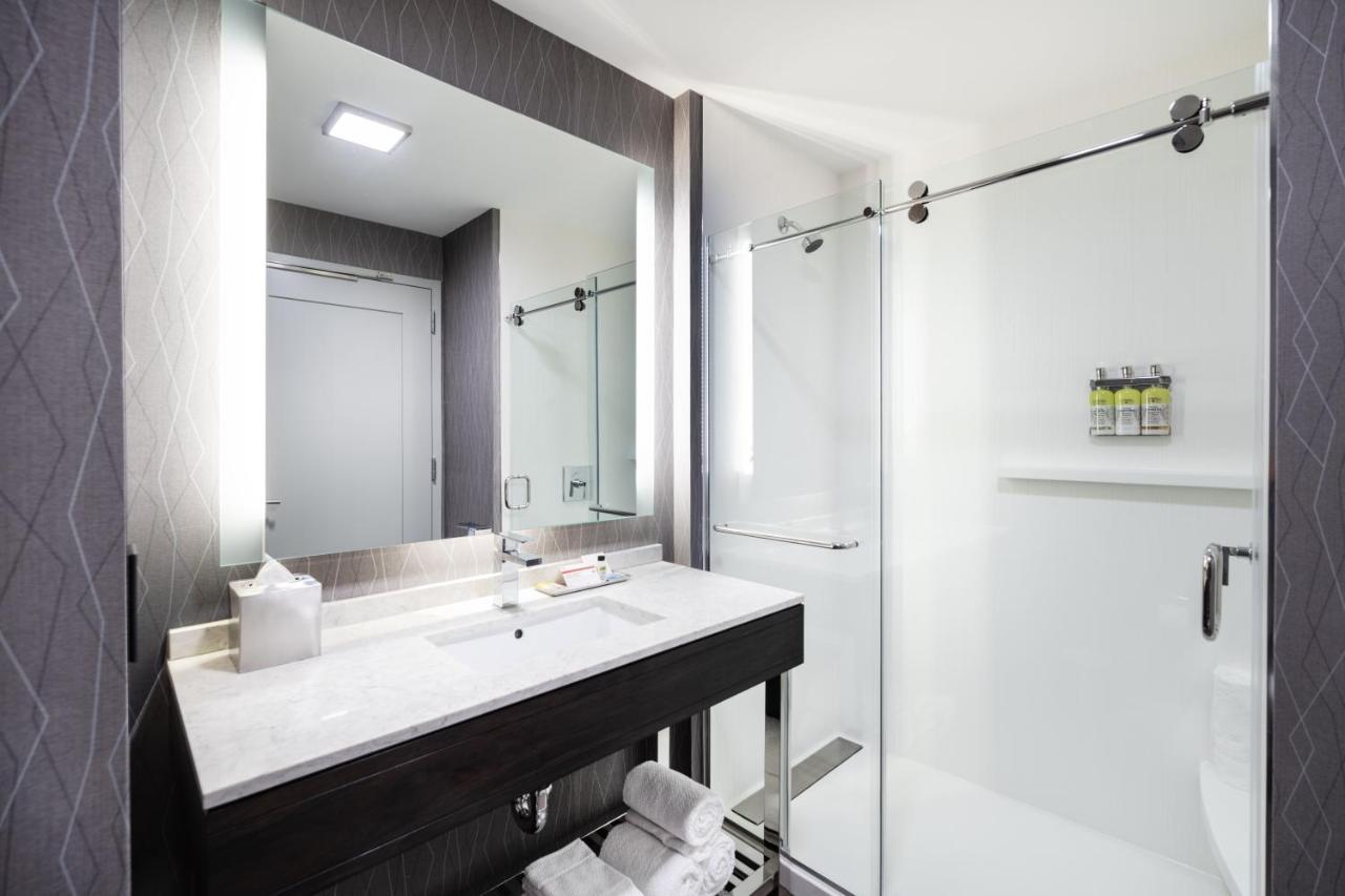 Staybridge Suites - Quincy By Ihg Bagian luar foto